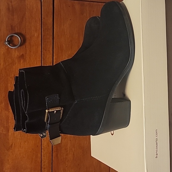 Franco Sarto suede ankle boots; Size 5-1/2 - Picture 4 of 10